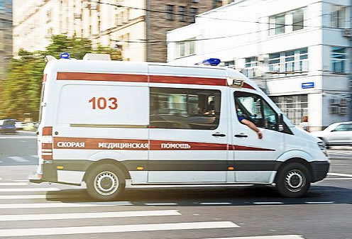 俄羅斯電梯事故,救護車到達現場